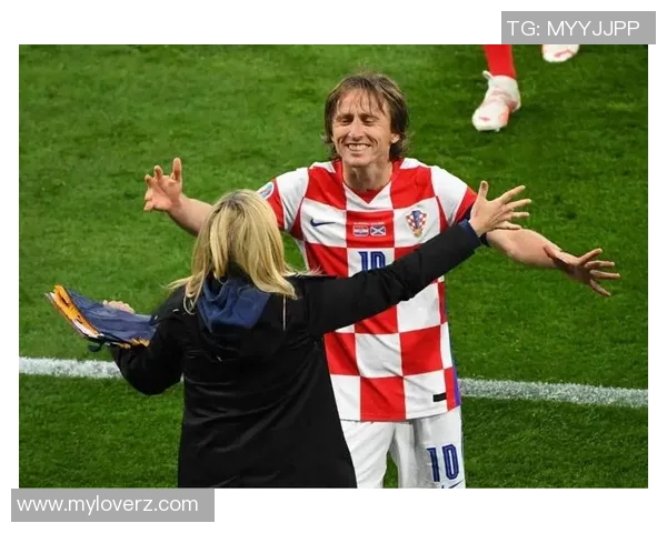 罗马尼亚对土耳其精彩赛事直播全程回顾与分析 罗马尼亚对土耳其精彩赛事直播全程回顾与分析