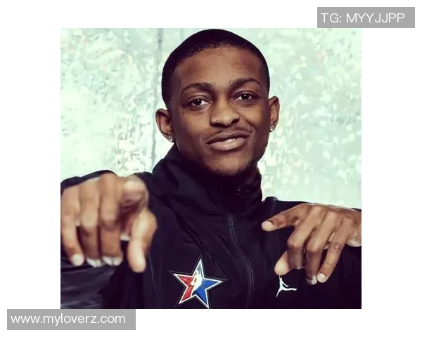 德阿隆福克斯如何在NBA赛场上展现领袖风范与个人魅力 德阿隆福克斯如何在NBA赛场上展现领袖风范与个人魅力