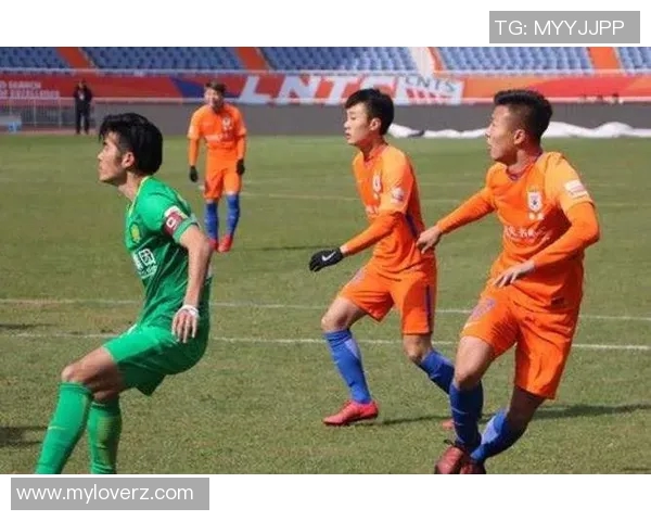 爱媛足球队对决山口雷法展开激烈较量期待精彩瞬间与战术博弈