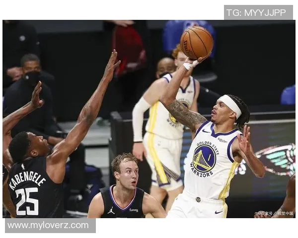 尼克斯与勇士精彩对决视频回顾球迷必看比赛亮点集锦