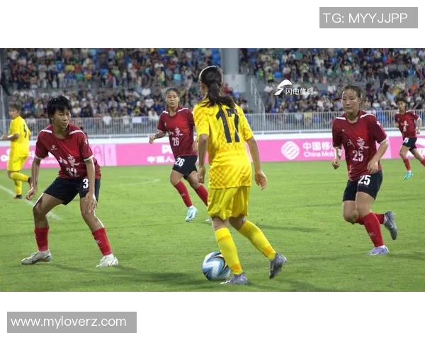 山东队迎战三星闪电全力争胜展现球队实力与风采 山东队迎战三星闪电全力争胜展现球队实力与风采