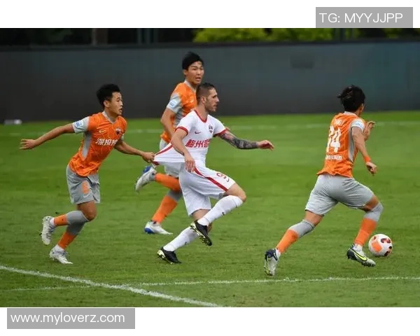 梅州客家与延边富德的精彩对决揭示中超联赛的激烈竞争与球队实力较量