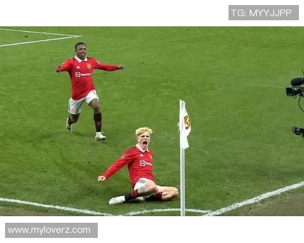 阿森纳与曼联对决裁判表现分析及争议判罚回顾