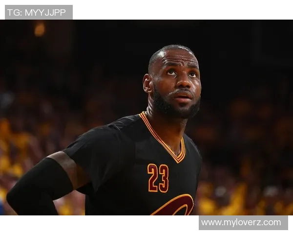 篮球明星约翰的传奇之路从街头到NBA的辉煌历程与不屈精神