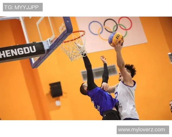 成都篮球队转型之路：从传统强队到现代篮球新风潮的深度解析