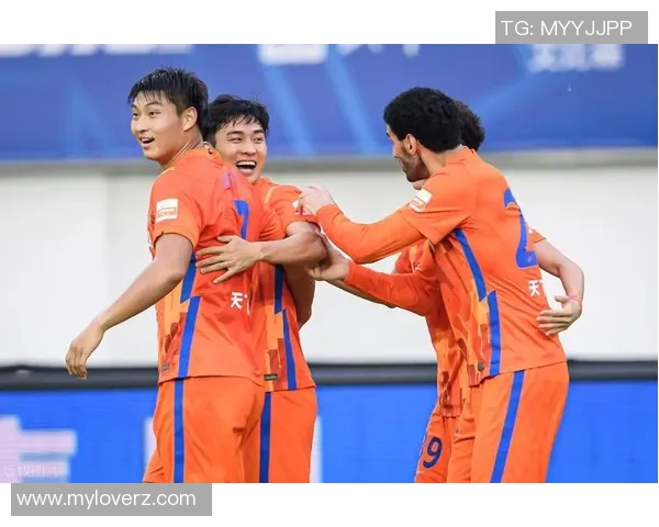 杭州网球队的盯防体系解析与战术运用探讨